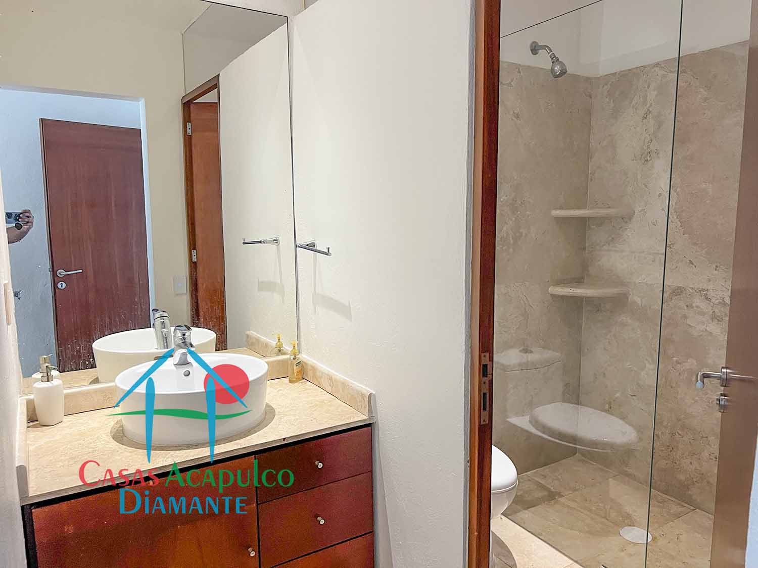 EOS 403 - Cuarto de servicio 4 EOS 403 - Cuarto de servicio 4